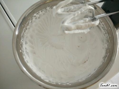 【水果奶油杯子蛋糕】