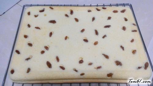 【葡萄干果酱蛋糕卷】