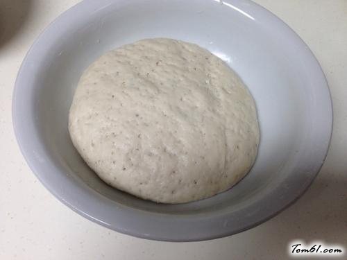 【芹香发面饼】