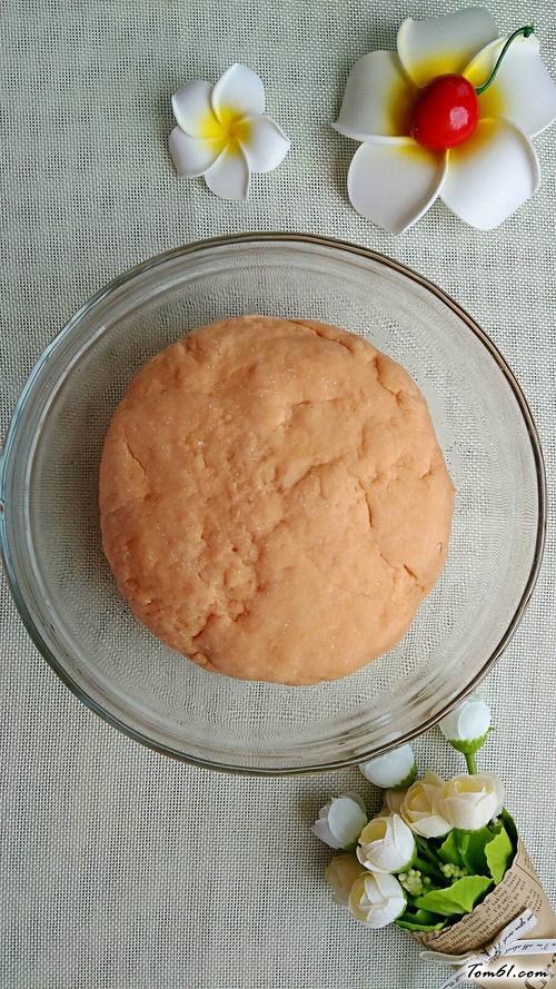 【胡萝卜元宝饺】