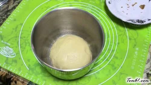 【枣子小餐包】