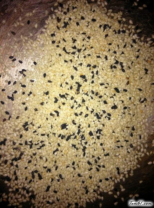 【椒盐芝麻牛舌饼】