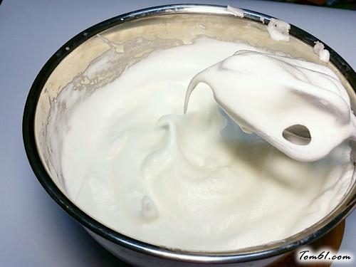 【奶油草莓蛋糕卷】