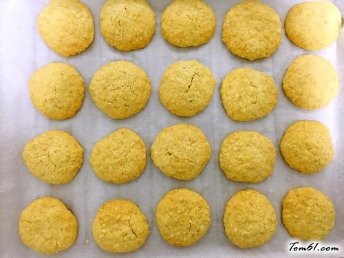 【椰蓉燕麦酥】