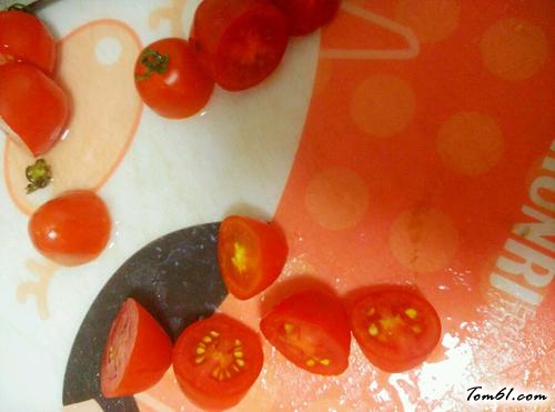 【圣女果鸽子蛋创意小蘑菇】