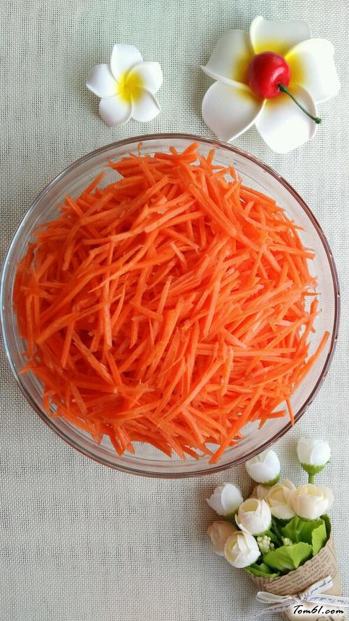 【胡萝卜元宝饺】