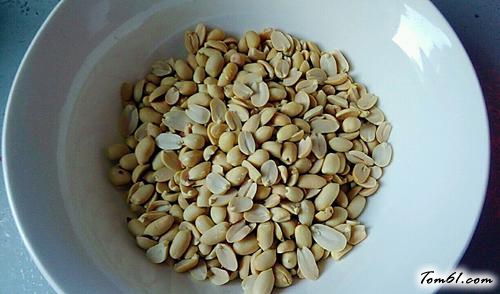 【自制牛轧糖】