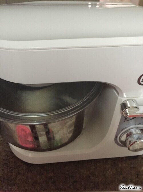 【炼乳小面包】