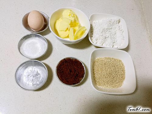 【芝麻蛋香小饼】