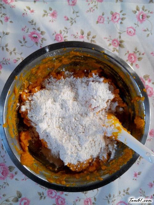 【南瓜玫瑰花卷】