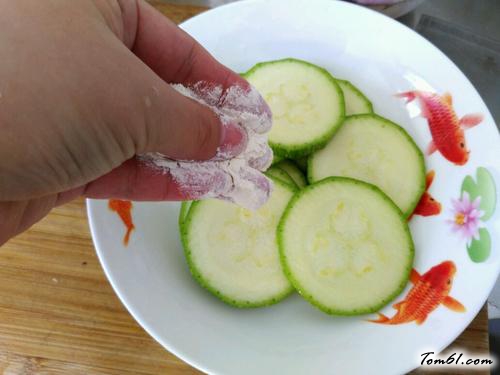 【香煎西葫芦饼】