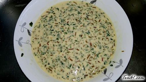 【马齿苋蒜香鸡蛋饼】