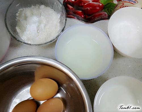 【蔓越莓奶油蛋糕卷】