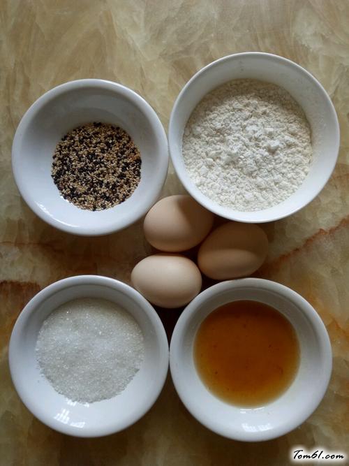 【芝麻蜂蜜小蛋糕】