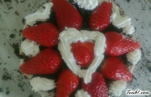 【水果夹心蛋糕】