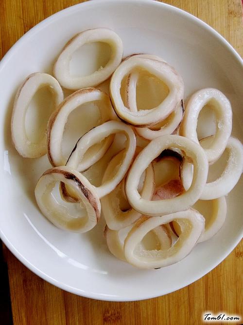 【酥炸鱿鱼圈】