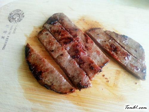 【生菜牛肉鸡蛋卷】