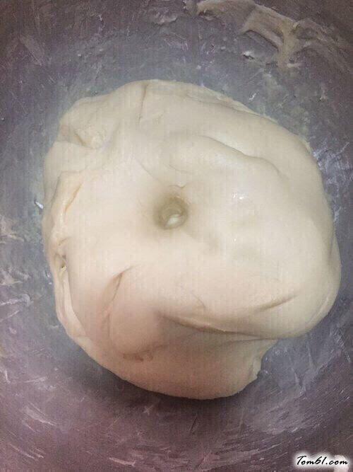 【炼乳小面包】