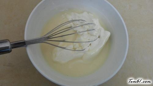 【三色慕斯蛋糕】