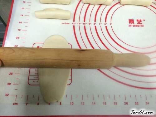 【椰蓉开口酥】