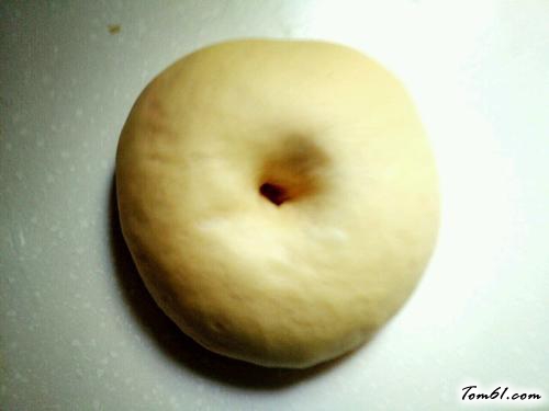 【巧克力淋面甜甜圈】