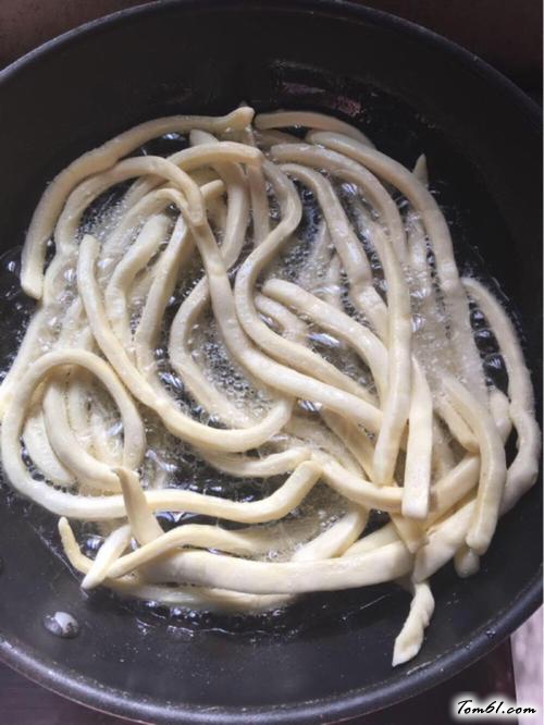 【自制沙琪玛】