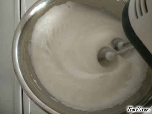 【水果奶油杯子蛋糕】