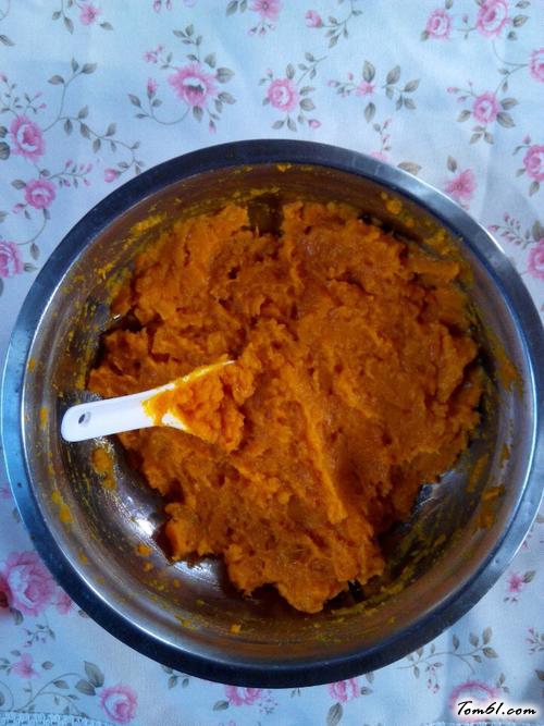 【南瓜玫瑰花卷】