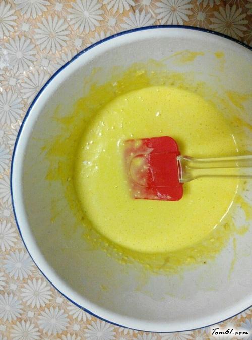 【草莓淡奶油蛋糕卷】