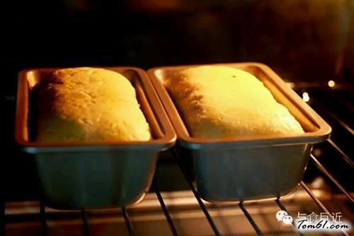 【百香果磅蛋糕】