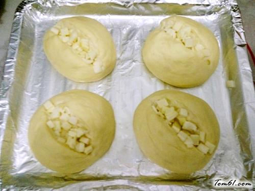 【芝士鸡蛋小餐包】