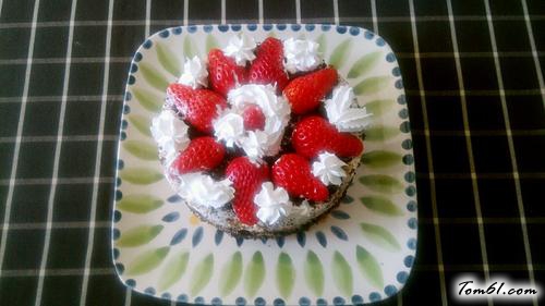 【水果夹心蛋糕】