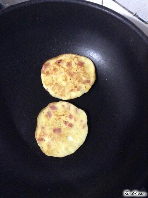 【土豆鸡蛋饼】