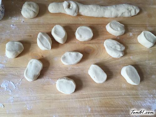 【香菇豆沙馒头】