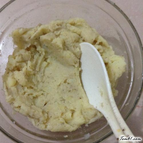 【鲜虾土豆丸】