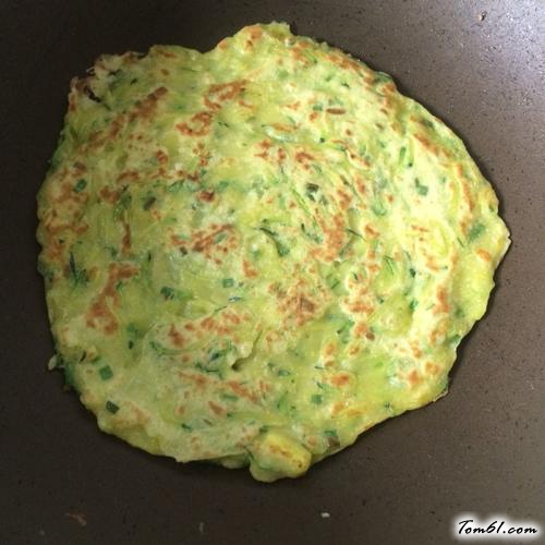 【嫩南瓜鸡蛋煎饼】