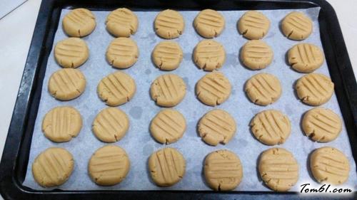 【花生酱饼干】