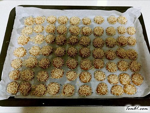 【芝麻蛋香小饼】