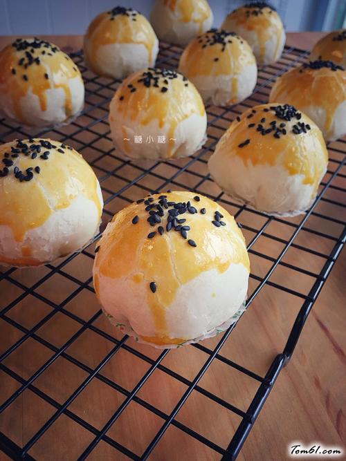 【蛋黄酥】