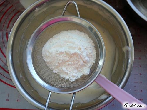 【南瓜籽蜂蜜小蛋糕】