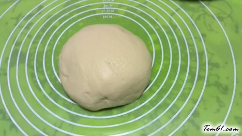 【枣子小餐包】