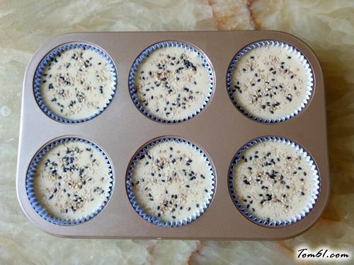 【芝麻蜂蜜小蛋糕】