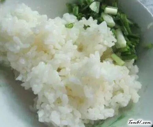 【鸡蛋脆米饼】