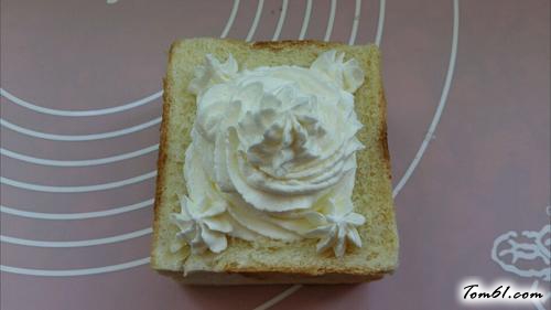 【口袋吐司奶油蛋糕】