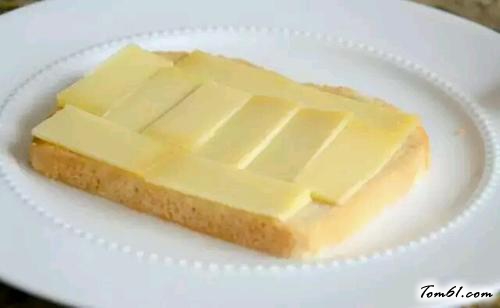 【牛油果番茄乳酪吐司（转载）】