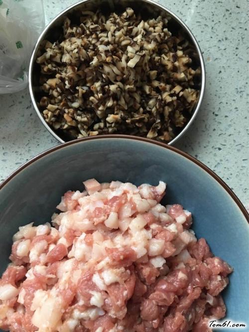 【五花肉香菇小烧卖】