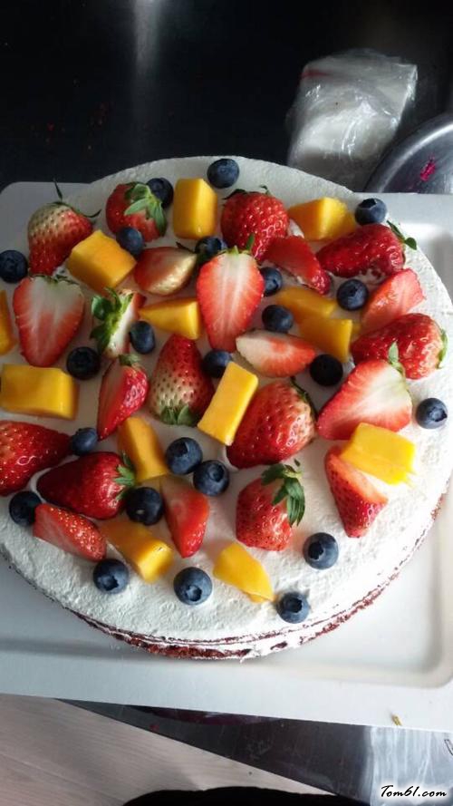 【雪域草莓裸蛋糕】