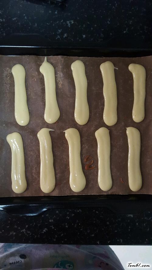 【蛋黄手指饼干】