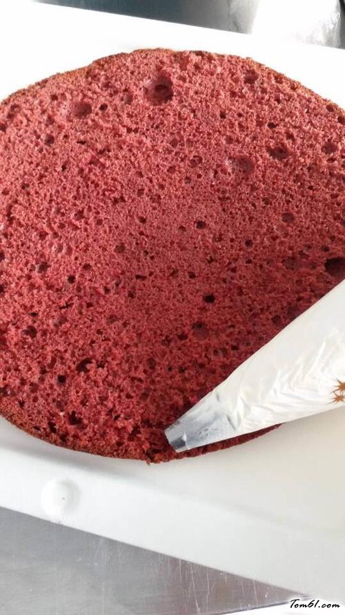 【雪域草莓裸蛋糕】