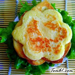 牛奶香蕉蛋饼的做法